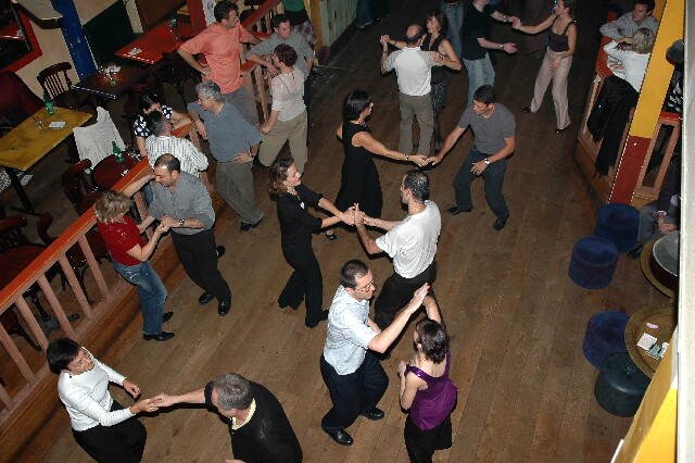 min 2006 11 21 latino 111